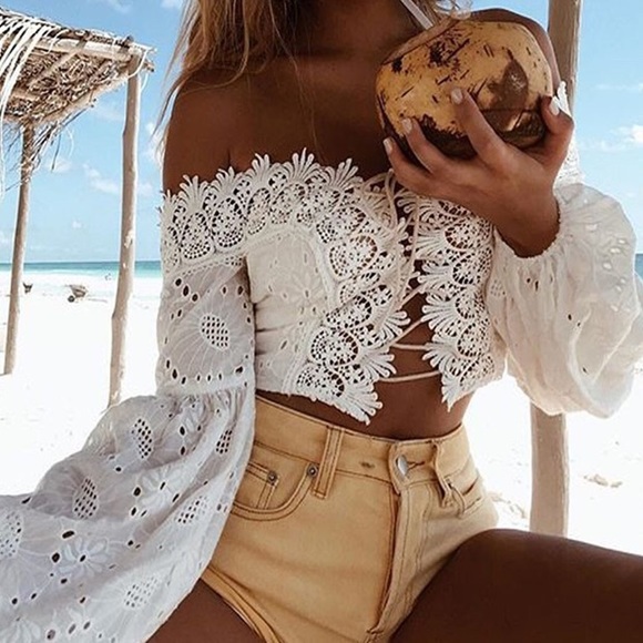 Last 1🆕Lana White Eyelet Off the Shoulder Top - Picture 5 of 7